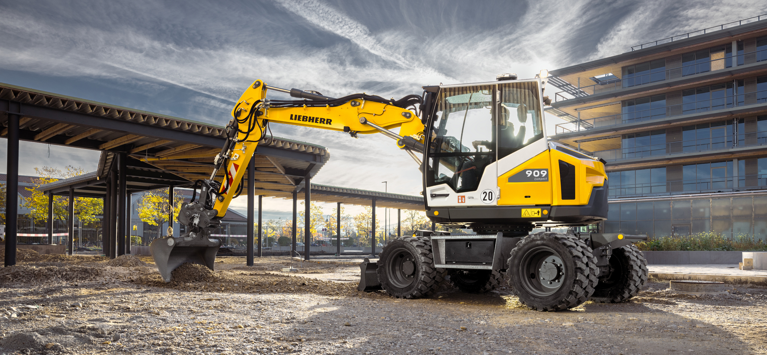 A 909 Compact MBF0266 von Liebherr